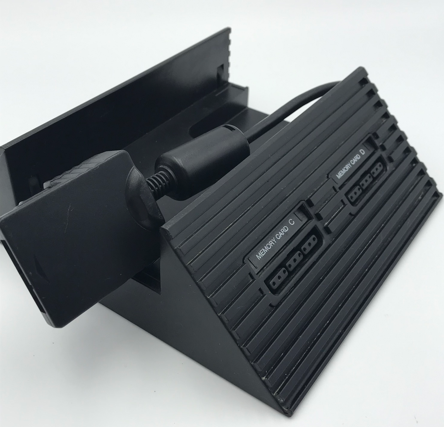 Multi-Tap Dreamgear PS2 V-Stand Adapter - PS2